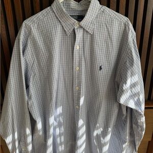 Men’s Ralph Lauren shirt XL. Like new condition.
